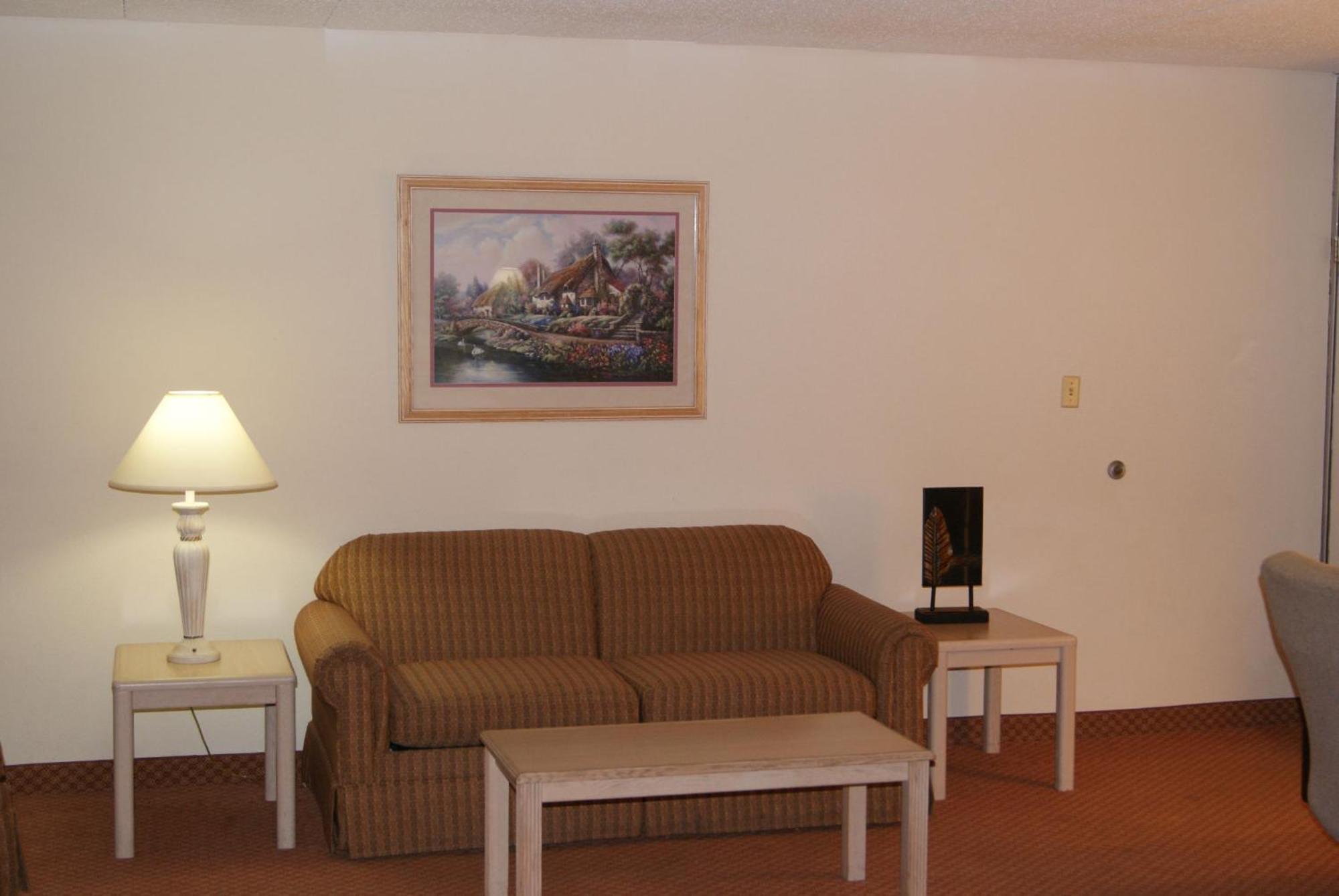Motel 6 Hastings Ne Εξωτερικό φωτογραφία